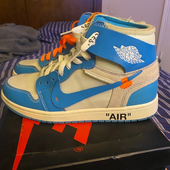 Off-White Jordan 1 UNC main image 4